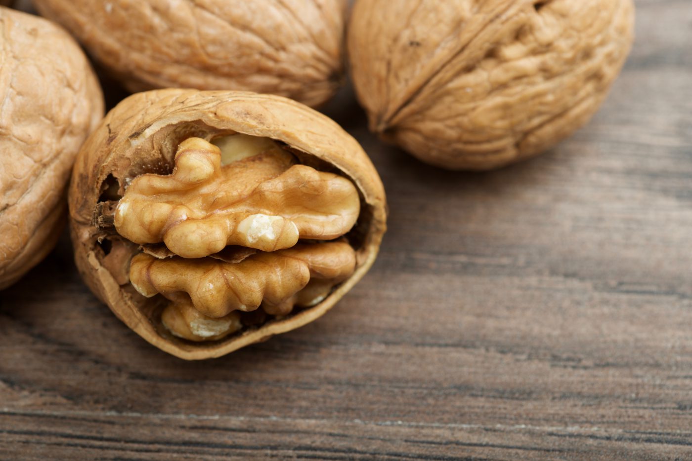 Amazing AntiCancer Benefits of Walnuts BEYOUNG